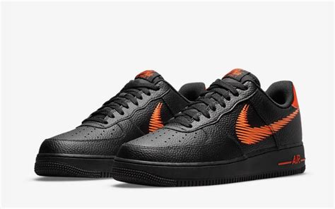 nike air force bovenkant zwart met oranje|Zwarte, oranje Nike Air Force 1 kopen .